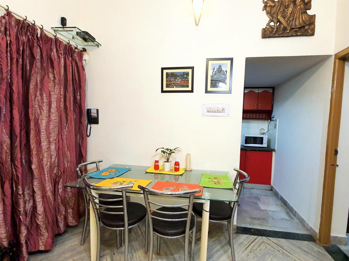 Aditya Premium HomeStay- Furnished Air Conditioned- 2BHK Jabalpur Exterior foto